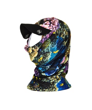 The BUFF multifunctional visor tubular reinvented: recycled materials, sun protection, ultra-elastic, seamless.
 Ultra-Stretch Technology: 4-way stretch fit.
 Eco spirit, BUFF design and advanced technology for sports or everyday life.
 Measures: 24 x 49 cm.
 Composition: 95% Polyester, 5% Elastane
 Care:
Machine wash max 30º
 -Do not iron
 -Do not use bleach
 -Do not dry clean