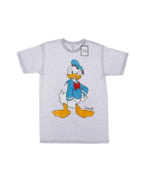 100% Cotton. Fabric: Midweight. Design: Printed. Neckline: Crew Neck, Lycra Ribbed. Sleeve-Type: Short-Sleeved. Single Needle Stitching, Supersoft. 100% Officially Licensed. 153gsm. Packaging: Swing Tag.