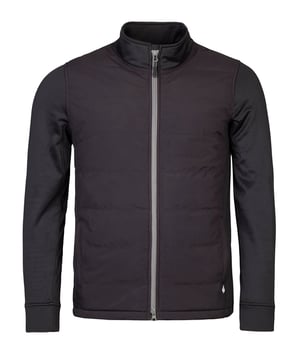 Begrüßen Sie die Wintersaison stilvoll und warm mit der Herren-Winterjacke von Heat Holders, einem unverzichtbaren Bestandteil der Garderobe eines jeden Mannes: Eine mittelschwere, warme und wasserabweisende Jacke ist an kalten Tagen ein unvergleichlicher Genuss. Das HeatWeaver®-Futter im Inneren sorgt für zusätzliche Wärme, während die wasserabweisende Außenseite dafür sorgt, dass Sie den Elementen getrost trotzen können.Die Jacke ist in einem neutralen Farbton erhältlich, der sich mit jeder Winterkleidung kombinieren lässt. Noch nie war es so einfach, die ideale Winterkleidung zu finden, wie mit der Marke Heat Holders, die sich zum Ziel gesetzt hat, überragende Wärme und Komfort zu bieten, um dem Winter zu trotzen wie nie zuvor. Perfekt für kühle Winterspaziergänge oder gemütliche Abende, verspricht diese Jacke, Ihre Wintertage kuscheliger und heiterer zu machen. Die außergewöhnliche Kombination aus Stretch-Fleece-Ärmeln und Seiteneinsätzen garantiert eine ideale Passform und unübertroffenen Tragekomfort, während die Seitentaschen mit Reißverschluss und die zusätzlichen Innentaschen für zusätzlichen Stauraum sorgen. In einer Jacke von Heat Holders bekommt der Winter eine ganz neue Bedeutung, denn wir glauben, dass Sie die kuscheligsten und wärmsten Wintererlebnisse verdient haben.