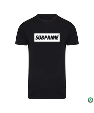 Heren t-shirt van het merk Subprime. De shirts van Subprime zijn gemaakt van 100% hoogwaardig katoen, en hebben een normale pasvorm. Het zachte katoen zorgt voor een heerlijk draagcomfort.  Merk: SubprimeModelnaam: Shirt Block BlackCategorie: heren t-shirtMaterialen: katoenKleur: zwart