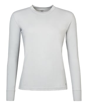 Wenn Sie legere Kleidung benötigen, die an kalten Tagen jedoch etwas mehr Wärme bietet, ist das Heat Holders Performance Langarm-T-Shirt ein äußerst komfortables und praktisches T-Shirt, das für den ganztägigen Gebrauch entworfen und gebaut wurde. Der technische Stoff verfügt über einen multidirektionalen Stretch, der Bewegungsfreiheit und Formbeständigkeit gewährleistet; gleichzeitig sorgt das außergewöhnlich weiche Finish innen und außen für ein angenehmes Hautgefühl. Zudem sind seitliche Einsätze und ein komfortables Armausschnittdesign enthalten, die eine außergewöhnliche Passform und erhöhten Komfort bieten. Sie verfügen auch über ein Feuchtigkeitsmanagement, was bedeutet, dass diese T-Shirts zwar für Wärme und dafür, dass warme Luft nah am Körper bleibt, konzipiert sind, jedoch keinen übermäßigen Schweiß verursachen, da sie Feuchtigkeit vom Körper ableiten können. Die Flachnahtkonstruktion ist so gestaltet, dass sie Irritationen gegen die Haut verringert, was den Gesamthellekomfort des Shirts erhöht, selbst wenn Sie ein bisschen wandern oder Sport treiben. Ideal für legere Kleidung, zum Schichten oder einfach zum Entspannen zu Hause, umfasst die Heat Holders Bekleidungsreihe vielseitige Kleidung, um Ihr Leben wärmer zu machen! Ihre Vielseitigkeit macht diese Teile großartig für eine äußerst vielfältige Palette von Aktivitäten, die vom Gang ins Fitnessstudio über Spaziergänge und Wandern bis hin zum Einkaufen reichen. Diese Langarm-T-Shirts sind in Schwarz oder Grau erhältlich und bestehen aus: 88% Polyester, 12% Elastan. Sie sind in 6 Größen erhältlich: XS, S, M, L, XL und XXL und sind maschinenwaschbar.