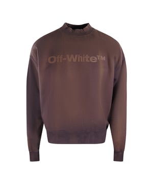 Express streetwear-stijl met dit gebroken witte sweatshirt. Gemaakt van 100% katoen voor een comfortabele pasvorm en gevoel, voorzien van merklogo op de borst, elastische mouw- en zoomuiteinden, voel je stijlvol en chic in dit unieke stuk, gebroken wit logo op de voorkant van de borst, gebroken wit donkerpaars sweatshirt, Gebroken witte aubergine trui, 100% katoen, lange mouwen, elastische taille en mouwuiteinden, ronde hals, streetwear, gemaakt in Italie, donkerpaarse trui