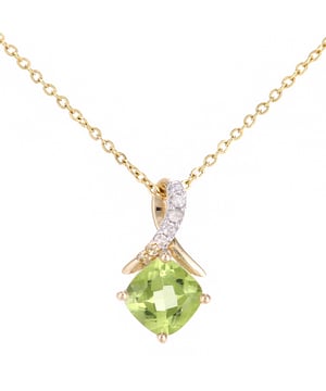 9K (375) geel goud: 0,99 gram; # Diamant: 0,03 ct; # Peridoot: 0,65 ct
