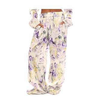Womens Off White Chine Satin Pyjama Pants in green.- Elasticated waistband.- Side pockets.- Flower motif as a patter.- Off-white logo.- Regular fit.- 97% Polyester  3% Elastane.- Ref: OWCA1250035084