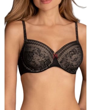 Rosa Faia Underwired Bra. With full coverage and non padded cups. The product is recommended for hand wash only.