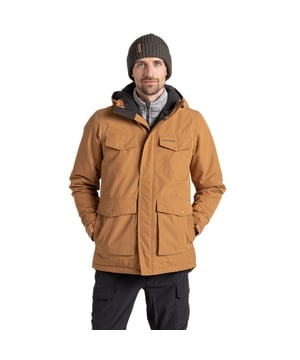 Stof: Dubbellaags, Microfleece. Voering: Taffeta. Ontwerp: Eenvoudig. Stoftechnologie: Aqua Dry, Ademend, Isolerend, Thermo Air, Thermo Air+, Waterdicht, Windbestendig. Halslijn: Kapitein. Mouwtype: Met lange mouwen. Manchet: Lipje met aanraaksluiting. Zakken: 2 zijzakken, 2 onderzakken, 2 borstzakken, klepsluiting, knoopsluiting, 1 kaartzak. Sluiting: Volledige rits, Stormflap, Stud. Waterdichtheid: 25000mm. 25000g/m²/24 uur. Warmte Rating: 2. Hem: Verstelbaar. Duurzaamheid: Gemaakt van gerecycled materiaal. S: 38 in. M: 40 in. L: 42 in. XL: 44 in. XXL: 48 in.