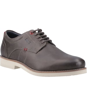 Der HAMPTON ist ein eleganter, leichter Schnürschuh mit einer EVA-Laufsohle für erhöhten Komfort. Mit schlichter Zehenpartie und dezentem Pod-Branding ist dieses Paar ein elegantes Grundelement der Garderobe.