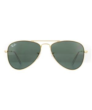 Ray-Ban Junior Sunglasses 9506 223/71 Gold Green are the kids version of the classic Ray-Ban aviator which offers great eye protection and also style for your hip youngster. This is the best selling sunglass in the world with reduced dimensions for kids.