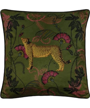 Liven up your interior with our tropical cheetah cushion. Beautifully soft velvet reverse in complimenting colours, paired with a stylish piped trim.