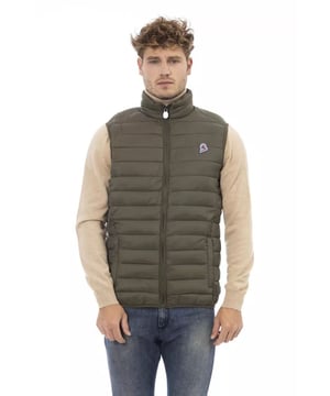 Chaleco de Poliamida para Hombre
  Diseño acolchado horizontalmente
  Parche en el pecho de contraste
  Parte inferior con elástico a juego
  Acolchado ligero de aproximadamente 100g
Material: 100% Poliamida