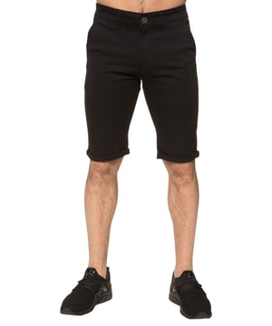 Sea cual sea tu plan para el verano, no te equivocarás con el estilo discreto de los pantalones cortos chinos de Enzo. Confeccionados en tejido de mezcla de algodón rojo con cremallera, presillas para cinturón, dobladillos estrechos, botones y remaches de marca, este estilo versátil se ve genial con una camiseta informal o una camiseta sin mangas, y también se puede vestir con una camisa abotonada para ocasiones más elegantes.