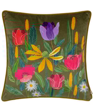 Bright and beautiful, the rich, yellow Celandine stands out against the vibrant background and surrounding poppies. In razor sharp detail, these florals are printed onto opulent soft velvet, which are surrounded by a contrasting piped trim and an equally soft velvet reverse. Outstanding natural beauty in deep rich tones, the Celandine cushion will stand out immediately as soon as you walk into the room.