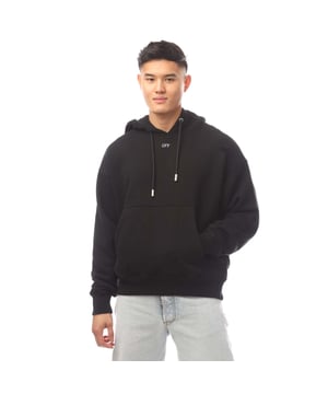 Off White Stamp Skate Hoodie in zwart.- Capuchon met koord. - Kangoeroezak.- Afhangende schouders.- Ribboord en -manchetten.- Bedrukt logo op de borst.- Zilverkleurige hardware met logogravure.- Zijnaden met openingen.- 100% katoen.- Ref: OMBB085C101000