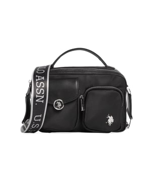 Amerikaanse Polo Assn. Limestone Crossbody - Zwart

Verhoog je casual stijl met de Limestone Crossbody Bag in zwart van U.S. Polo Assn. Deze schoudertas is gemaakt van duurzaam nylon en heeft de perfecte balans tussen sportief en chic.

De slanke rechthoekige vorm en verstelbare schouderriem bieden comfort en veelzijdigheid, waardoor het ideaal is om elke dag te dragen. Het zilveren polo-logo voegt een vleugje raffinement toe, terwijl het stevige materiaal zorgt voor duurzame duurzaamheid. Perfect voor een eigentijdse, relaxte look.

Kenmerken:

Materiaal: Hoogwaardig nylon voor een stijlvolle, duurzame afwerking.
Afmetingen: B23 x H9 x D15 cm, biedt voldoende ruimte zonder afbreuk te doen aan stijl.
Voeg deze veelzijdige en elegante crossbody vandaag nog toe aan je accessoirecollectie!