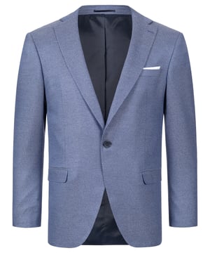 Das absolute Must-have für den modernen erfolgssicheren Mann ist das Sakko. Heutzutage benutz man für das Sakko auch die Begriffe Anzugsjacke, Blazer oder Jackett. Durch den traditionell eleganten Schnitt hat das Sakko eine Ultimative-Fashion-Wirkung. Klassischerweise gehört der Blazer zum eleganten Anzug dazu, inzwischen werden Sakkos aber auch separat vom Anzug getragen. Grund dafür ist die schnelle Entwicklung der Designs, die mehr Spielraum für neue Outfitkombinationen zulassen. Die Marke „Indumentum“ bittet Ihnen mit dem Modell IJS-100 ein Sakko für den legeren Alltag. Die Jacke hat einen Slim Fit schnitt, der allen Figurtypen schmeichelt und den Träger in ein gutes Licht versetzt. Das Sakko-Modell ist im mehreren Farben, sowie in den Größen S bis 4XL erhältlich.
