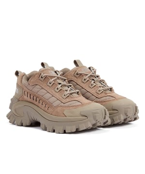 Ervaar stijl en comfort met deze stevige sportschoenen. Het bovenwerk is gemaakt van sportnubuck en nylon mesh, voor een mix van duurzaamheid en ademend vermogen. De zachte en ademende nylon mesh voering en sokvoering zorgen de hele dag voor comfort. Deze sportschoenen zijn ook uitgerust met een duurzame en lichtgewicht EVA-tussenzool en een stevige rubberen buitenzool voor langdurig gebruik.