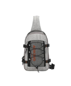 Unisex-Gürteltasche mit Reißverschluss. eine Innentasche mit Reißverschluss und zwei offene Innentaschen. Eine Vorderseite mit Reißverschluss und eine Rückseite mit Reißverschluss-Außentaschen. verstellbarer Schultergurt aus Stoff. fehlender Griff. Innenfächer. GürteltascheUnisex-Außenmaterial, innen mit Polyester gefüttert. Maße: 20x8x31,5 cm. Modeprodukt