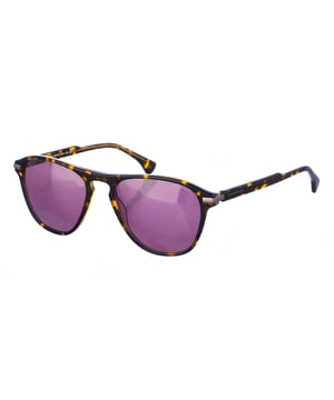 Gafas de sol Armand Basi con montura de acetato.
 Color Habana
 Forma ovalada.
 Lentes de color Marrón
 Patillas de acetato a tono, con el nombre de la marca grabado.
 100% Protección UV. 
 Cristales antirreflejo.
 Incluye una funda de tela de protección.
Los colores reales del producto pueden variar ligeramente con respecto a los colores que muestra su monitor.
 
 Medidas  Ancho lente: 56 mm. Puente: 19 mm. Patillas: 145 mm.
 
 Limpiar las gafas con agua y jabón (neutro).
 - No utilice paños sucios o abrasivos, que puedan alterar las características de los filtros.
 - Utilice solo accesorios y repuestos originales.