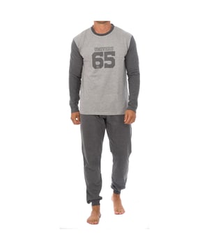 Kisses and Love long sleeve pajamas.
 Round neck.
 Printed on the front.
 Comfortable and tight fabric.
 Seams seen in tone.
 Composition: 93% Cotton, 7% Polyester
 Care:
Wash at maximum temperature 30º.
 Do not use bleach.
 Do not use dryer.
 Do not iron.