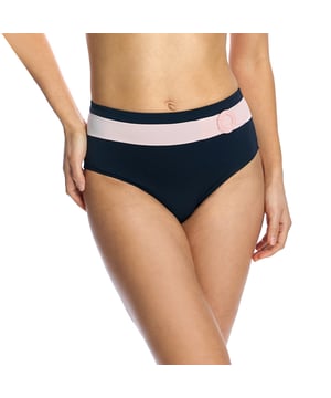 Braguitas de bikini tiro alto W240861 mujer.

El corte clásico es favorecedor para diferentes tipos de cuerpo.
Completamente forradas.
Estas bragas de bañador clásicas son una opción versátil y práctica para la playa y la piscina.

Tejido de vanguardia con un alto poder moldeador, con una alta resistencia al cloro, cremas y aceites bronceadores y excelentes propiedades de absorción de la humedad.
 Composición: Forro exterior: 75% Poliamida, 25% Elastano.
Forro interior: 84% Poliéster, 16% Elastano.
 Cuidados:
Lavar a mano.
No usar lejía.
No usar secadora.
No planchar.
No lavar en seco.
No estrujar.