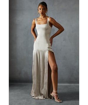 Premium Satin Square Pleated Skirt Bridesmaid Dress