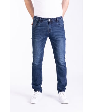 Jeans in klassischer Slim-Fit-Form mit stylischen Nähten an den Knien. Passt zu vielen Gelegenheiten, ob Sneaker oder eleganter Halbschuh