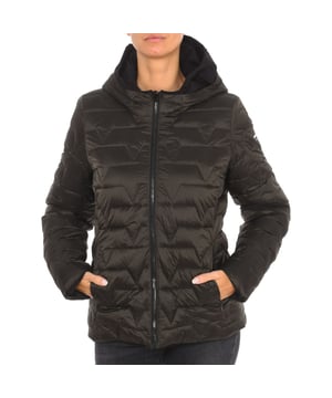 Reversible waterproof jacket Vuarnet.
 High collar with hood.
 Zip closure.
 Two pockets with zipper closure on the sides.
 Two pockets with zipper closure inside.
 Brand insignia on the sleeve.
 Seams seen in tone.
 Composition: 78% Polyamide, 22% Elastane
 Care:
Handwash.
 Do not iron.
 Do not use bleach.
 Do not use dryer.
 Do not dry clean.