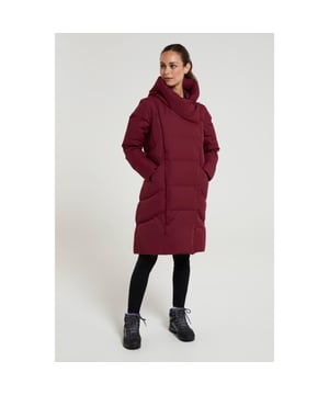 Äußere Materialien: 100% Polyester. Futter Material: 100% Polyester. Füllung Material: 80% graue Entendaunen, 20% graue Entenfedern. Ausführung: Gesteppt. Stoff-Technologie: Down Powerfill 600, DWR-Ausrüstung, hohe Wärmeleistung, wasserabweisend. Ausschnitt: Kapuze. Ärmel-Typ: Langärmelig. Gepolstert, Wickel. Kapuzen-Merkmale: Angewachsene Kapuze, Übergröße. Taschen: 2 Fronttaschen. Verschluss: Knopf. Kältebeständigkeit (Celsius): -40°C. Nachhaltigkeit: RDS-zertifiziert.