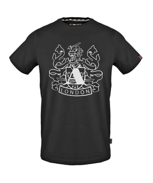 Bringen Sie den Stil von Aquascutum in Ihre Garderobe mit diesem eleganten schwarzen T-Shirt von Aquascutum! Mit einem auffalligen Logo heben Sie sich von der Masse ab und zeigen Ihr raffiniertes Gespur fur Mode. Rocken Sie zeitlosen Stil mit diesem klassischen T-Shirt! Schwarzes T-Shirt mit Aquascutum-Markenlogo, Rundhalsausschnitt, kurze armel, 100 % Baumwolle, schmale Passform, schmale Passform, empfohlen, eine Grosse kleiner zu kaufen. Stilcode: T00623 99