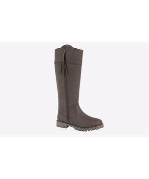 These Wooland Bailey Slim Fit womens country boots boast a Viltex waterproof and breathable membrane to ensure you keep dry and comfortable whilst out walking in the countryside.- Waxy Leather upper
- Viltex PE Waterproof & breathable membrane
- Textile lining sock
- Full length zip for easy on/off wear
- TPR Sole