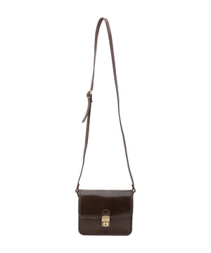 Crossbodytas voor dames met druksluiting. één met binnenzakken met ritssluiting. één achterkant met externe zakken met ritssluiting. verstelbaar in lederen schouderband. ontbrekend handvat. twee binnenvakken.  extern materiaal. gevoerd met katoenen binnenkant. Afmetingen: 20x16x7 cm. Gemaakt in Italië