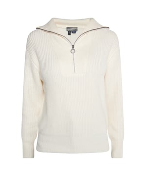 Het garen in deze Troyer trui van DreiMaster Vintage is gerecycled van visnetten die in de oceaan drijven. Dit betekent dat het niet alleen stijlvol, maar ook duurzaam is. Het zachte, dichte garen heeft een trendy ribgebreide look en zorgt daardoor voor veel charme. Ook de opstaande kraag met ritssluiting en de iets oversized vorm leveren een stijlvolle bijdrage. Met zijn robuuste look is deze trui de ideale metgezel voor denim en cargo.  Gebreide trui