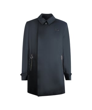 Erweitern Sie Ihren Stil mit der schwarzen Jacke von Off-White. Diese in Italien hergestellte Jacke verfügt über ein Industriedesign, perfekt für alle, die Liebe zum Detail schätzen. Zeigen Sie Ihr Mode-Know-how und bleiben Sie im Trend mit diesem unverzichtbaren Statement-Stück., Reißverschluss, hergestellt in Italien, cremefarbene schwarze Jacke, dünner Mantel, normale Passform. 100 % Polyamid, abnehmbare Kapuze, Streetwear, schwarze Jacke