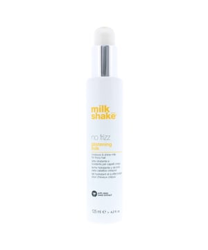 Glistening Milk eliminates frizz during styling and protects hair from heat and styling tools. Adds extreme softness shine and manageability and helps to maintain the hair s moisture balance.