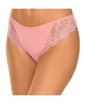 Guess lace panties.
 Elastic waistband, with the brand name printed.
 Inner lining.
 Lace front parts.
 Matching stitching.
 Composition: 90% Polyamide, 10% Elastane
 Care:
Washing instructions:
 - Hand wash with cold water.
 - Iron at medium temperature, max. 110ºC.
 - It is not allowed to use a dryer.
 - Do not use bleach.
 - Does not support dry cleaning.