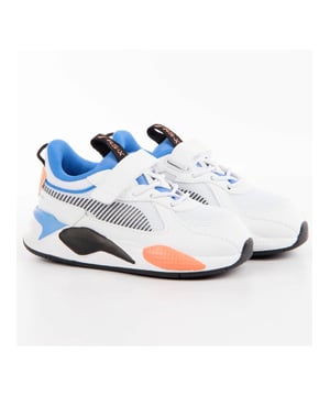 Basket Puma RS-x Jungen AC Garçon Weiß Synthetik. Authentischer Schuh der Marke Puma - Streetwear/Sportswear Design von Puma - Puma für modebewusste Jungen, perfekt für den Alltag - Weißer Puma Sneaker lässt sich wunderbar mit dem Rest deiner Garderobe kombinieren - Bequeme Synthetikmaterialien - Klassischer Klettverschluss - RS-x Jungen AC - Synthetik
