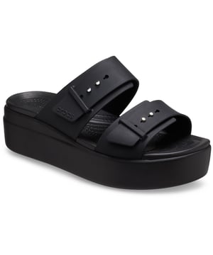 Die Crocs Brooklyn Low Damensandalen zeichnen sich durch eine schlanke Silhouette mit zwei Riemen und zwei Verstellmöglichkeiten aus. Die revolutionären LiteRide-Schaumstoffsohlen sorgen für ganztägigen Komfort.
