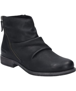 Con el conocimiento de 5 generaciones, JOSEF SEIBEL selecciona cuidadosamente los materiales y las funcionalidades. Para este zapato utilizamos piel de napa flexible. La práctica cremallera facilita el acceso al zapato. Puede sustituir fácilmente la plantilla extraíble y utilizar sus propias plantillas. Gracias al método de producción AGO, la Sienna 10 ofrece una estabilidad de ajuste duradera. Si el ancho de zapato F es demasiado estrecho y el ancho H demasiado ancho para ti, este zapato es perfecto para ti. ¡Disfruta de tu libertad con mucha ligereza en los pies!