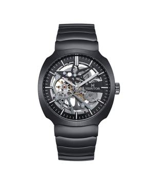 Kast van 316L chirurgisch roestvrij staal, automatisch uurwerk met juwelen, 21 juwelenlagers, gangreserve van 36 uur, slagen per uur (BPH): 21.600/uur, mineraal kristal met saffiercoating, wijzerplaat met skeletmotief, kijkachterkant om het uurwerk te bekijken, kroon van roestvrij staal met gegraveerd logo, armband van 316L chirurgisch roestvrij staal, vlindersluiting van roestvrij staal met gegraveerd logo, lichtgevende wijzers, kastbreedte van 45 mm, polsomtrek van 150-230 mm, waterbestendigheid van 5 ATM.