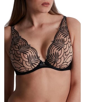 Aubade Hypolove Triangle Plunge Bra. With underwired cups and matching briefs. This product is recommended as hand wash only.