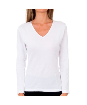 NATURAL THERM T-shirt.
 Thermoregulatory effect, keeps your body always at the same temperature.
 Long sleeve.
 Withouth stitches.
 V neckline.
 Princess Concept:
 T-shirt made with MICRO AIR, a new generation cotton fabric with a thermoregulating effect. It is made up of two layers of cotton between which there is an air chamber, which insulates from the outside and retains body heat, offering unique benefits: warmth, breathability and lightness.
 Composition: 100% cotton
 Care:
Hand wash at max temperature. 40º.
 Do not use bleach.
 It does not allow the use of a dryer.
 Iron at max temperature. 130º.
 Do not dry clean.