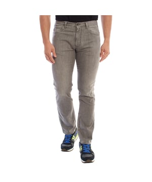 Emporio Armani denim pants that combine elegance and casual style in a carefully crafted design.

 Made from high-quality denim, it features a straight cut that provides a comfortable and timeless fit, easily adapting to any occasion.

 The classic five-pocket design, along with the button and zip closure, adds functionality without sacrificing style.

 As a distinctive touch, it incorporates metal details engraved with the Emporio Armani logo, discreetly located in the back pocket, highlighting the authenticity and exclusivity of the brand.

 Perfect for those looking for a versatile look with a twist
 Composition: 88% Cotton, 4% Elastane, 8% Elastomultiester
 Care:
- Machine wash on gentle cycle.
 - Use similar colors in the wash.
 - Avoid the use of bleaches.
 - Dry at low temperature in the dryer.
 - Iron at low temperature.
 - Do not dry clean.