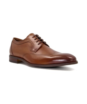 There's room in every collection for our Sheath Derby shoes. Artisanally crafted with the finest materials this timeless silhouette has been designed with four-eyelet facing construction. This investing style will pair perfectly with smart tailoring
