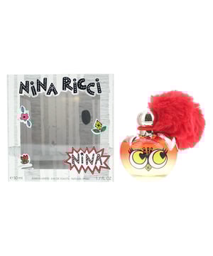 Les Monstres de Nina Ricci Nina is a floral fruity fragrance for women. Top notes are pear, cassis, bergamot and lemon. Middle notes are cotton candy, peony, apple, jasmine and rose. Base notes are praline, coffee, vanilla and coumarin. Les Monstres
de Nina Ricci Nina was launched in 2018..