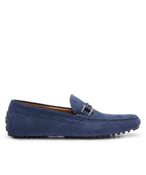 Mens Boss Driver Moccasin Shoes in blue.- Soft suede construction.- Easy slip-on entry.- Rounded toes.- Classic moccasin stitching.- Metal 'BOSS' branded hardware.- Durable rubber outsole.- Ref: 50497209430