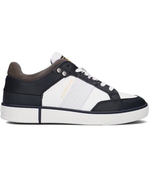Esta zapatilla de G-Star Raw está fabricada con materiales de alta calidad y luce el emblemático logotipo de G-Star Raw. La zapatilla tiene una plantilla de EVA, que proporciona una buena amortiguación y una gran comodidad.  Marca: G-Star RawNombre del modelo: Ravond Ctr. Categoría: deportivas de hombre. Materiales: cuero, textil. Color: azul, blanco.