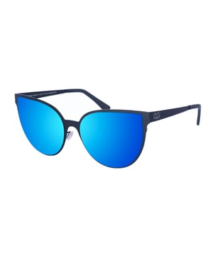 Gafas de sol Kypers con montura de metal.
Color Azul
Forma ovalada.
Lentes de color Azul
Patillas de metal, con el nombre de la marca grabado en aplicación metálico.
100% Protección UV. 
Cristales antirreflejo.
Incluye una funda de tela de protección.

Medidas  Alto lente: 50 mm
Ancho lente: 59 mm.
Puente: 17 mm.
Patillas: 145 mm.

Limpieza y manutención:
-Limpiar las gafas con agua y jabón (neutro).
- No utilice paños sucios o abrasivos, que puedan alterar las características de los filtros.
- Utilice solo accesorios y repuestos originales.