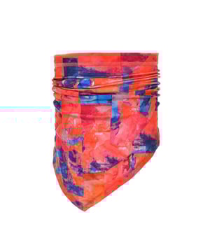 Polar bandana.
 Ideal complement to protect the neck and face.
 Ultra-Stretch Technology: 4-way stretch fit.
 Made from recycled materials, this bandana offers sun protection in the snow and is perfect for skiing or snowboarding.
 Measures: 26 x 37cm.
 Composition: 96% Polyester, 4% Elastane
 Care:
Handwash