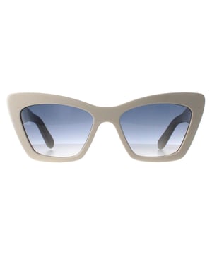 Las gafas de sol Salvatore Ferragamo SF1081SE 103 en degradado azul marfil son una verdadera encarnaciÃ³n del lujo y la sofisticaciÃ³n italianos. Elaboradas con meticulosa atenciÃ³n al detalle, estas gafas de sol cuentan con una impresionante montura de acetato adornada con intrincados detalles y el icÃ³nico logotipo de Salvatore Ferragamo, mostrando la elegancia atemporal de la marca. Las lentes cuadradas de gran tamaÃ±o ofrecen estilo y protecciÃ³n contra los rayos UV, lo que le garantiza una imagen atrevida a la vez que protege sus ojos de los rayos daÃ±inos del sol.