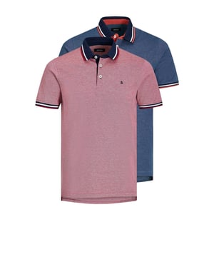 Poloshirt met de typische kraag en knoopsluiting met 3 knopen. De kraag en mouwen vallen op door de contrasterende strepen. Er zit een klein label op de borst.